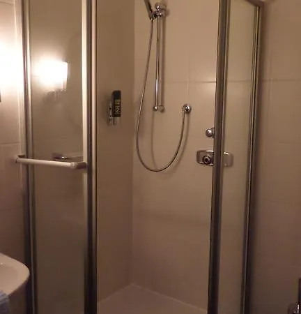 City Hotel 3*