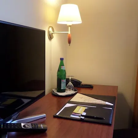 City Hotel Hotel