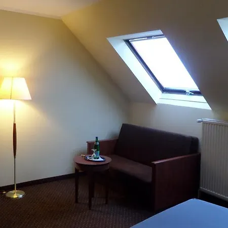 City Hotel Hotel